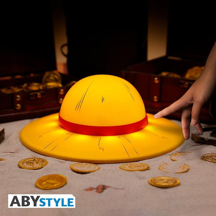 מנורת לד וואן פיס כובע הקש | Straw Hat One Piece Led Lamp | מנורת לד | פלאנט איקס | Planet X