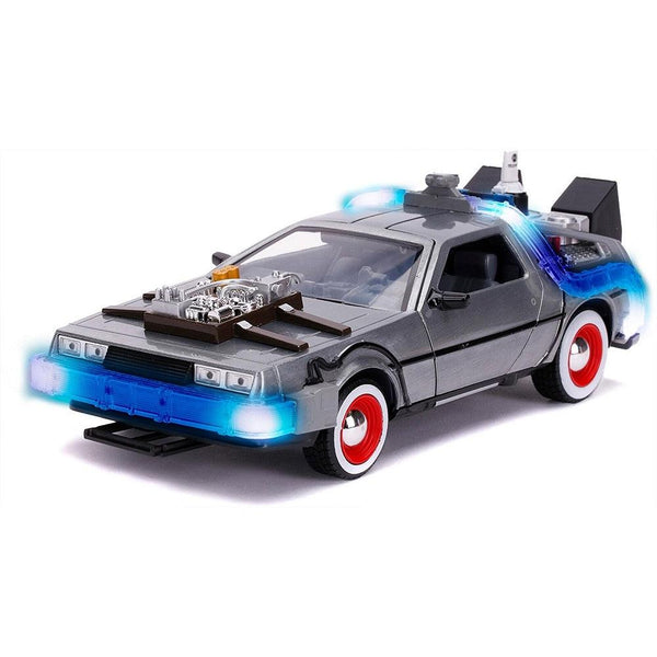 דלוריאן (מכונת הזמן) בחזרה לעתיד 3 | Back to The Future 3 Delorean Time Machine with Lights 1:24 | רכבים | פלאנט איקס | Planet X