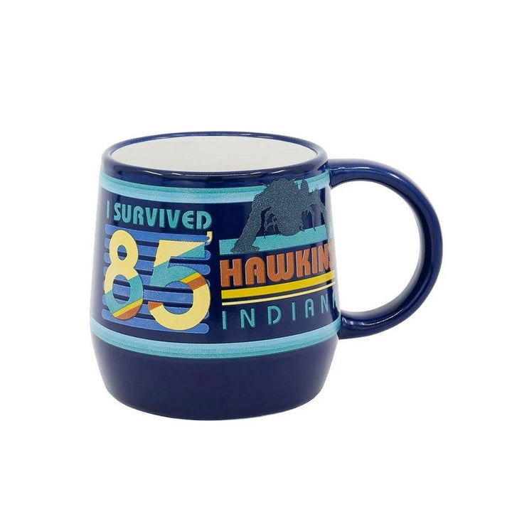 ספל דברים מוזרים תיכון הוקינס 400 מ"ל | Stranger Things Hawkins Ceramic Mug | ספלים וכוסות | פלאנט איקס | Planet X