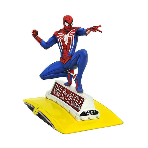 פסל ספיידרמן על מונית | Spider-Man on Taxi (Playstation 4 Version) PVC Statue Diamond Select Toys | פסלים | פלאנט איקס | Planet X